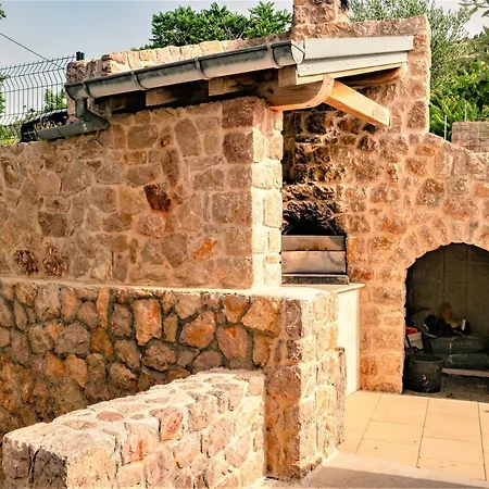 Holiday home Sea&mountain Vinjerac