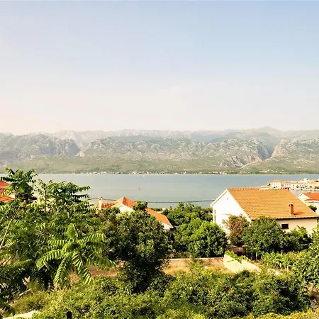 Sea&mountain Holiday home *